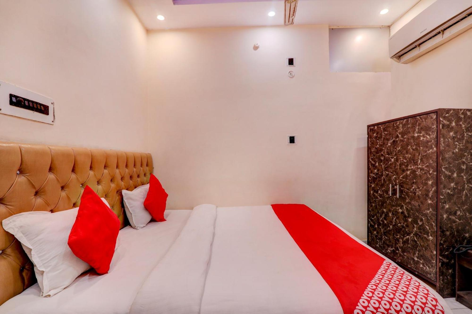 Hotel O Moon Palace Near Sahara Ganj Mall ラクナウ エクステリア 写真